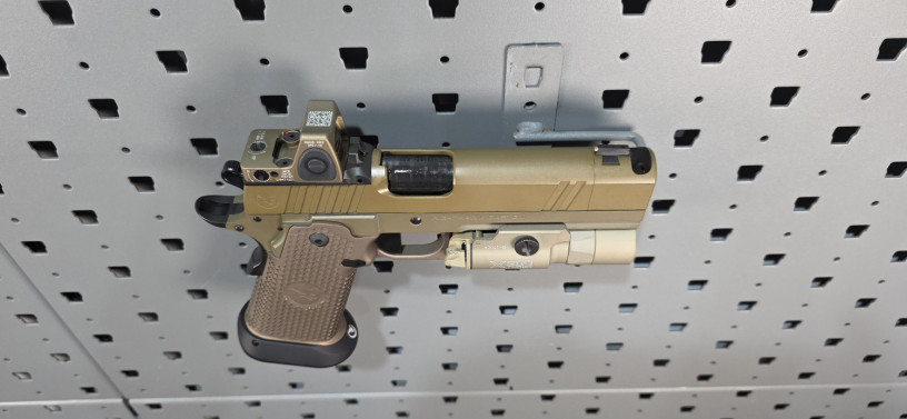 uber-rare-nighthawk-sandhawk-2011-9mm-fde-big-12
