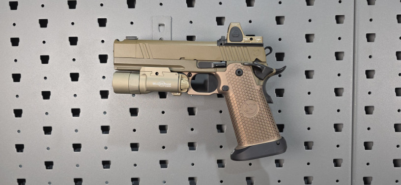 uber-rare-nighthawk-sandhawk-2011-9mm-fde-big-0