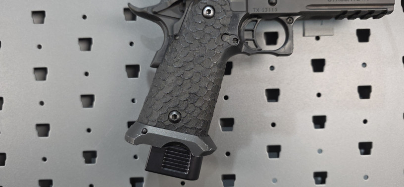 rare-sti-staccato-p-2011-9mm-415-full-rail-big-12