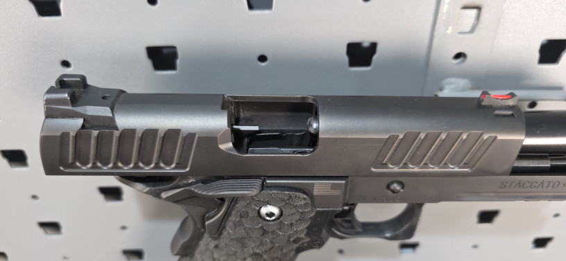 rare-sti-staccato-p-2011-9mm-415-full-rail-big-16