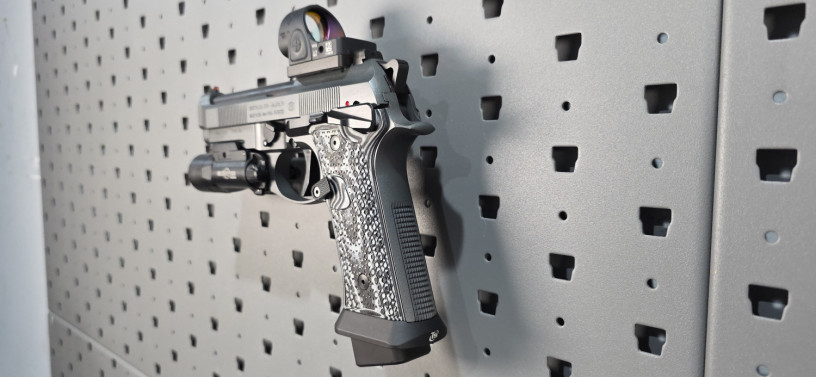 beretta-92xi-squalo-w-sro-surefire-x300-big-6