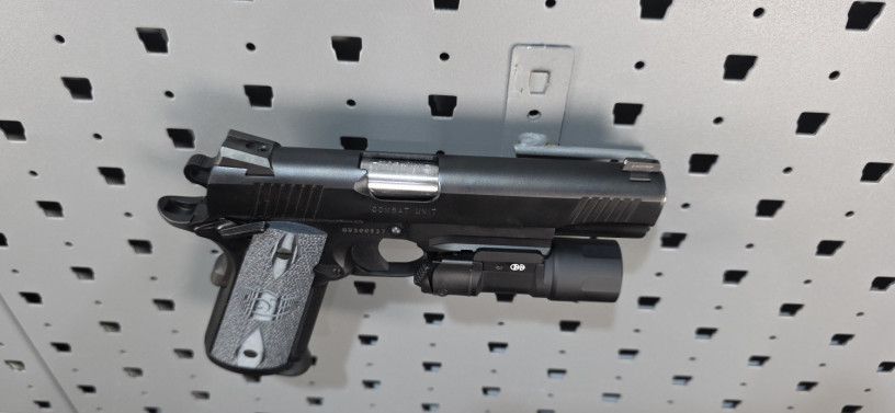 colt-1911-colt-combat-unit-rail-gun-45-acp-big-16