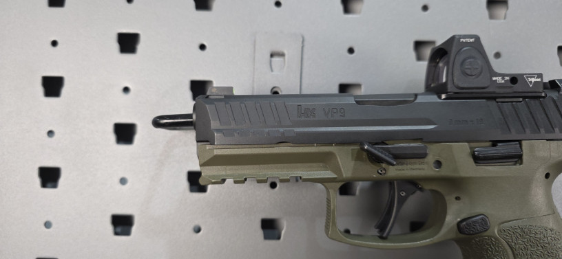 rare-heckler-koch-vp9-odg-9mm-with-extras-big-2