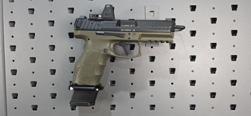 rare-heckler-koch-vp9-odg-9mm-with-extras-big-7