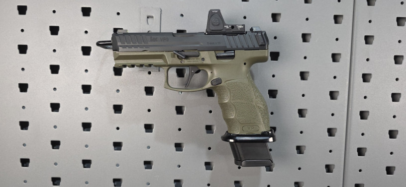 rare-heckler-koch-vp9-odg-9mm-with-extras-big-0