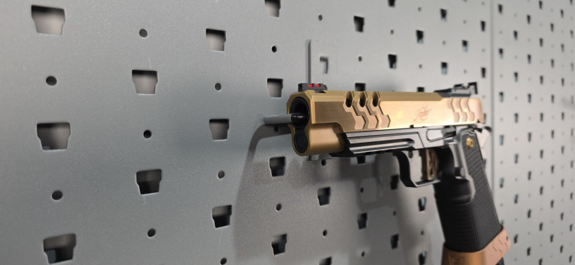 kimber-2k11-target-bronzedlc-2011-45-acp-big-1