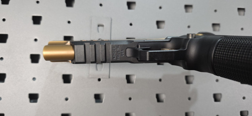 kimber-2k11-target-bronzedlc-2011-45-acp-big-8