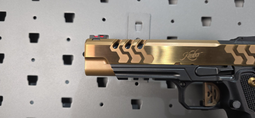 kimber-2k11-target-bronzedlc-2011-45-acp-big-2