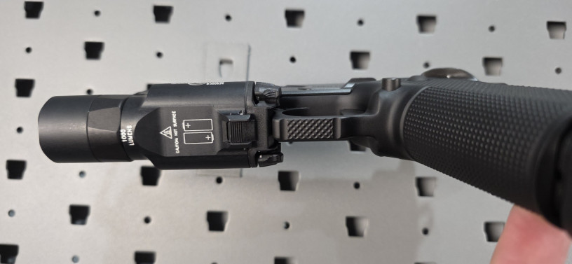 nighthawk-custom-x-agency-2011-double-agent-blackout-9mm-big-8
