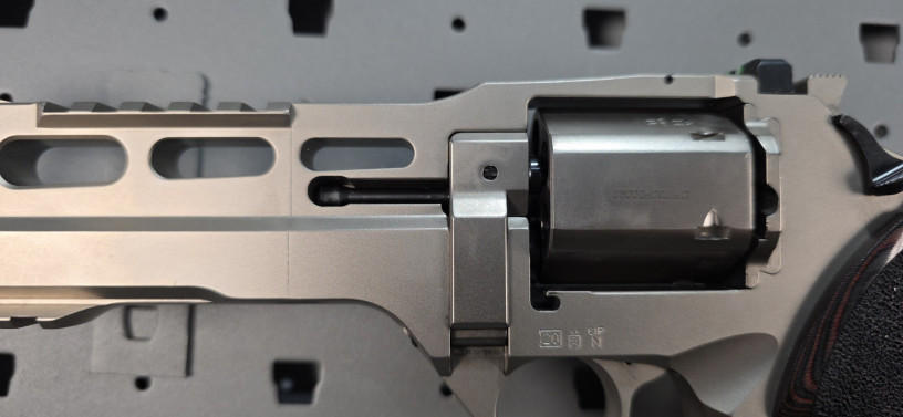 chiappa-rhino-60ds-6-barrel-357-magnum-nickel-w-hogue-match-grip-big-15