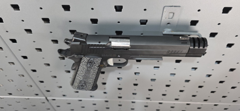 sig-sauer-1911-compd-45-acp-big-15