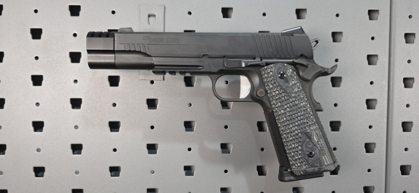 sig-sauer-1911-compd-45-acp-big-0