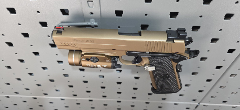 rare-sig-sauer-1911-emperor-scorpion-bronze-pvd-45-acp-big-9