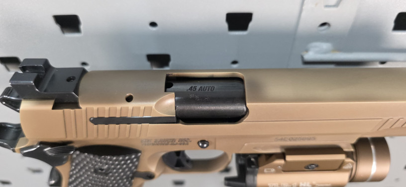 rare-sig-sauer-1911-emperor-scorpion-bronze-pvd-45-acp-big-16