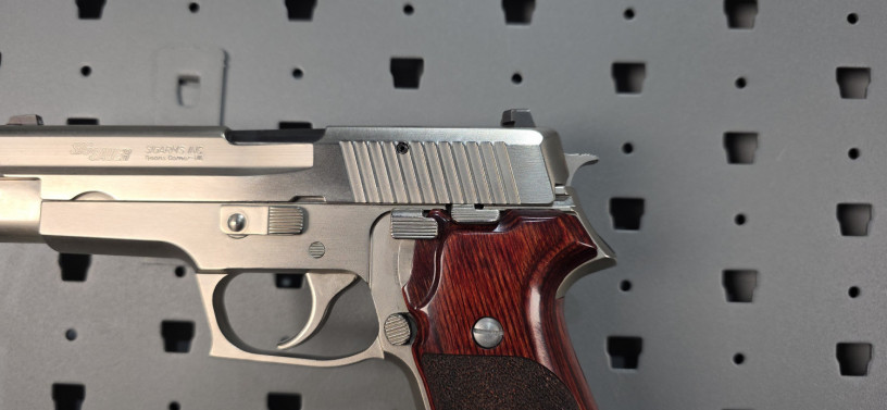 rare-sig-sauer-west-german-p220-factory-nickel-45-acp-mfg-1987-big-3