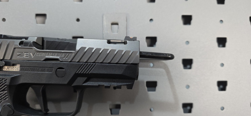 sig-sauer-p320-carry-zev-slide-barrel-wilson-combat-grip-9mm-big-10
