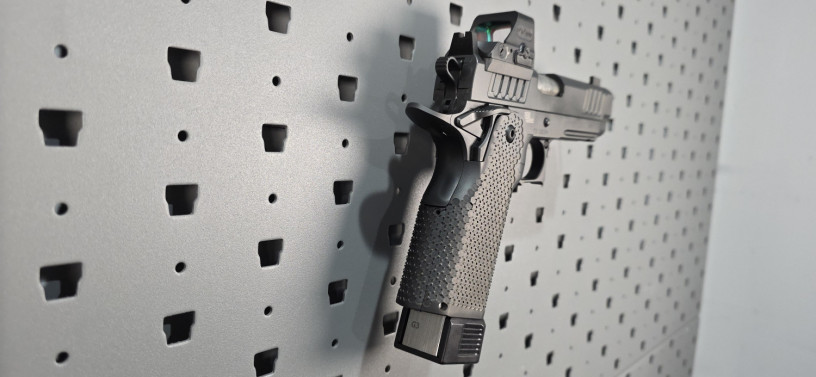 sti-staccato-p-2011-steel-frame-9mm-w-steel-cheely-grip-red-dirt-trigger-hsun-508t-big-14