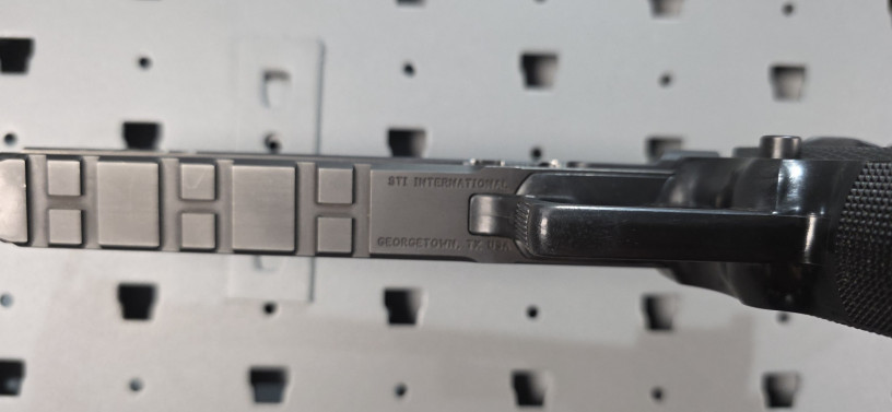 unobtainium-sti-international-perfect-10-2011-10mm-6-long-slide-full-frame-employee-firearm-one-of-a-kind-big-14