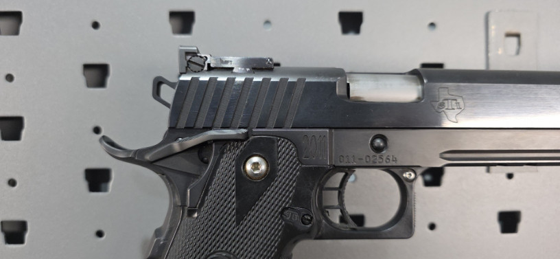 unobtainium-sti-international-perfect-10-2011-10mm-6-long-slide-full-frame-employee-firearm-one-of-a-kind-big-19