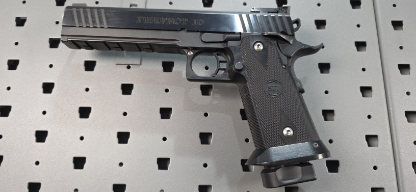 unobtainium-sti-international-perfect-10-2011-10mm-6-long-slide-full-frame-employee-firearm-one-of-a-kind-big-12