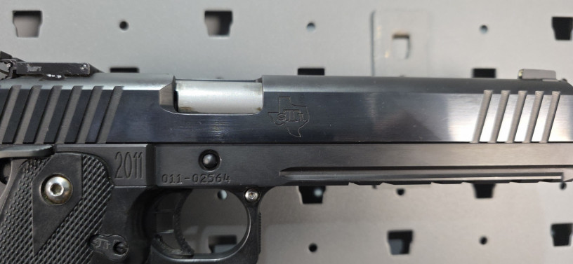 unobtainium-sti-international-perfect-10-2011-10mm-6-long-slide-full-frame-employee-firearm-one-of-a-kind-big-18