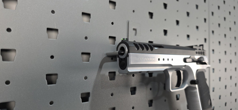 tanfoglio-defiant-10mm-match-pistol-w-case-accessories-big-1