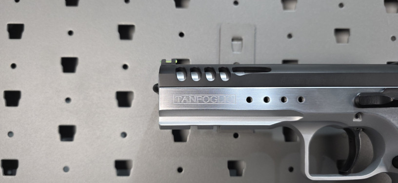 tanfoglio-defiant-10mm-match-pistol-w-case-accessories-big-2