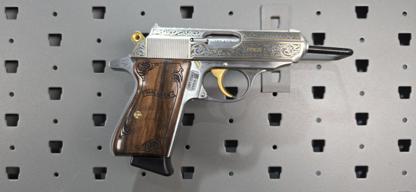 rare-walther-ppks-james-bond-engraved-380-acp-unfired-big-10