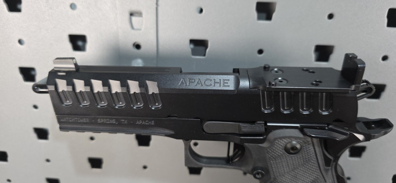 watchtower-apache-commander-425-2011-9mm-optic-ready-big-8