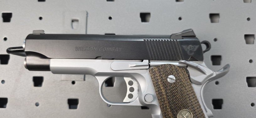 wilson-combat-cqb-1911-45-acp-two-tone-big-2