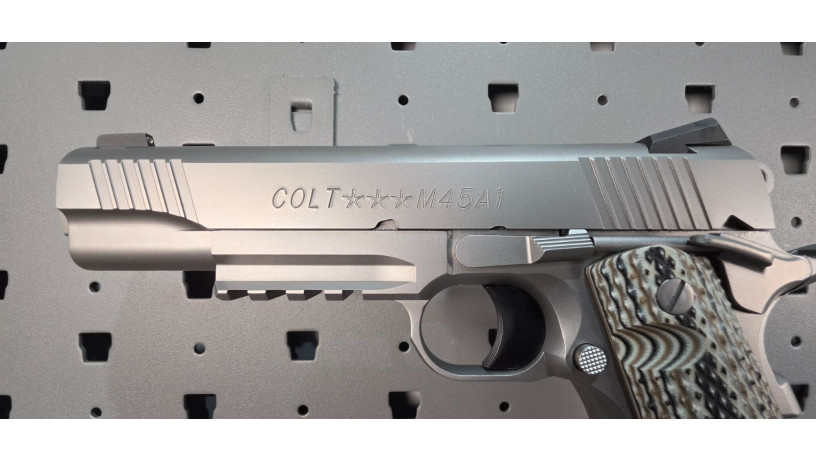 uber-rare-colt-m45a1-45-acp-rail-gun-custom-finish-big-3