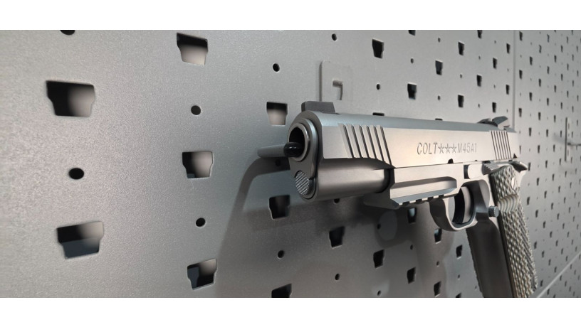 uber-rare-colt-m45a1-45-acp-rail-gun-custom-finish-big-1