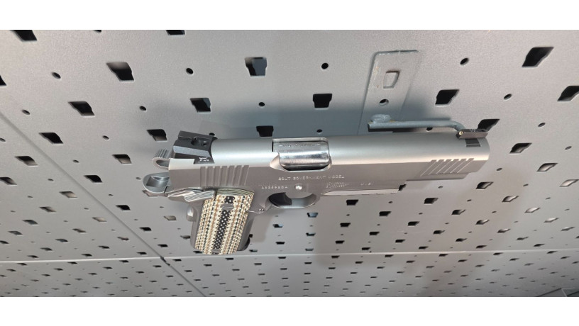 uber-rare-colt-m45a1-45-acp-rail-gun-custom-finish-big-17