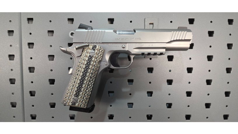 uber-rare-colt-m45a1-45-acp-rail-gun-custom-finish-big-11