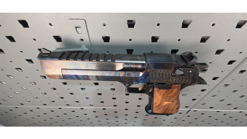 rare-magnum-research-desert-eagle-mk-xix-50-ae-case-hardened-big-11