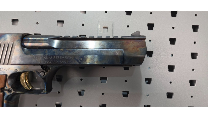 rare-magnum-research-desert-eagle-mk-xix-50-ae-case-hardened-big-13
