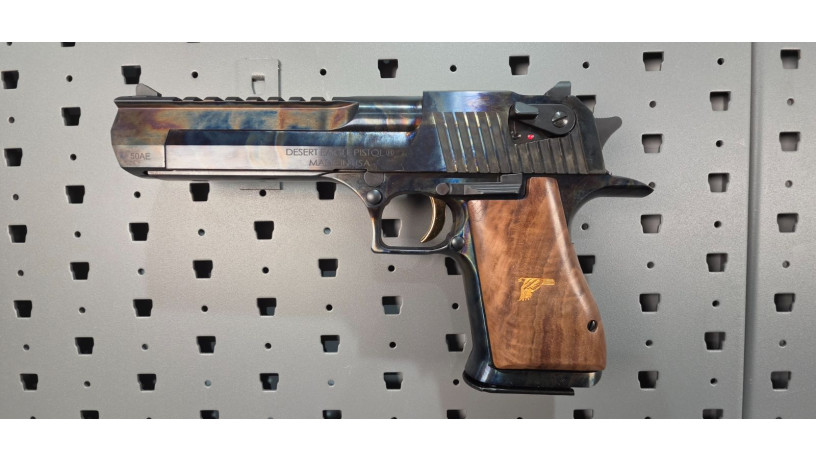 rare-magnum-research-desert-eagle-mk-xix-50-ae-case-hardened-big-0