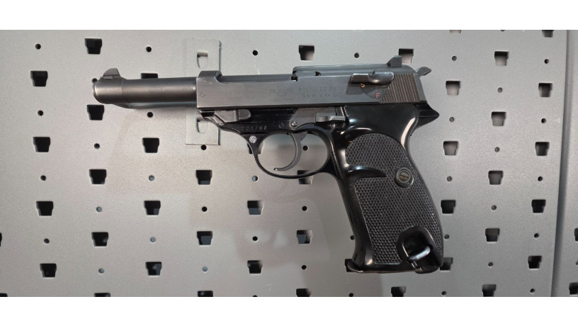 uber-rare-1958-manurhin-walther-p1-9mm-big-0