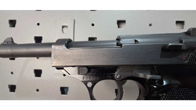 uber-rare-1958-manurhin-walther-p1-9mm-big-3