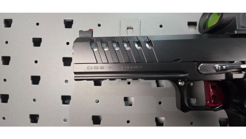 masterpiece-arms-ds9-hybrid-2011-9mm-trijicon-sro-big-2