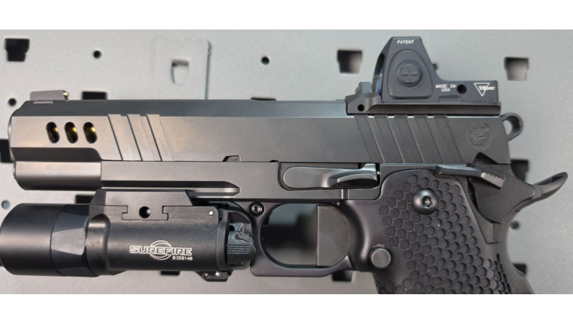 rare-nighthawk-custom-president-2011-9mm-rmr-x300-big-3