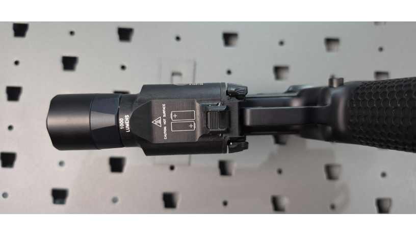 rare-nighthawk-custom-president-2011-9mm-rmr-x300-big-11