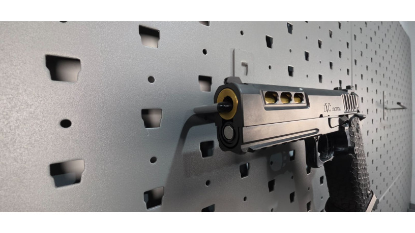 uber-rare-sti-dvc-tactical-2011-9mm-big-1