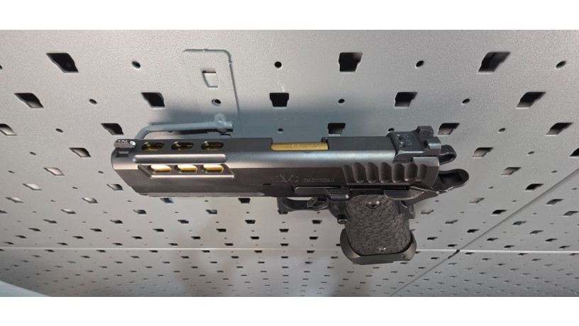 uber-rare-sti-dvc-tactical-2011-9mm-big-10