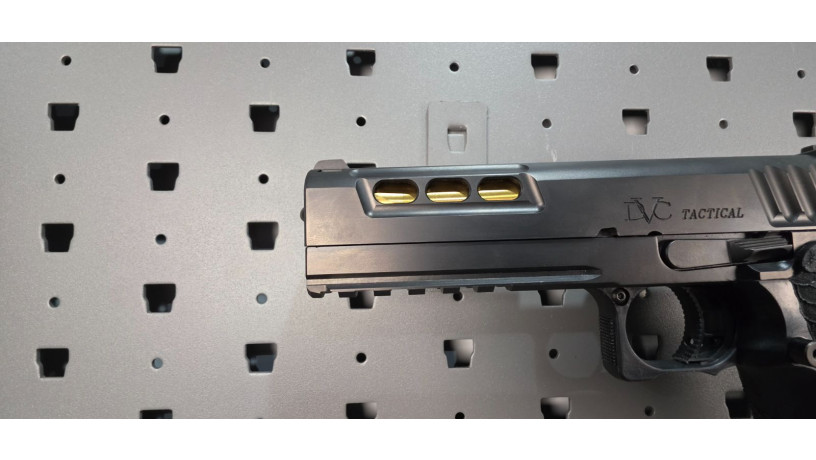 uber-rare-sti-dvc-tactical-2011-9mm-big-2