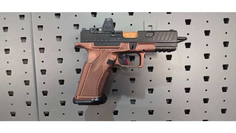 rare-zev-oz9c-hypercomp-bronze-black-9mm-modular-pistol-big-10