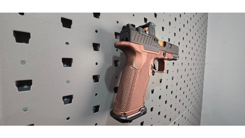 rare-zev-oz9c-hypercomp-bronze-black-9mm-modular-pistol-big-14