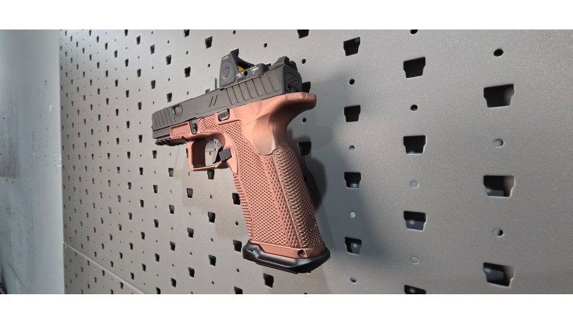rare-zev-oz9c-hypercomp-bronze-black-9mm-modular-pistol-big-5