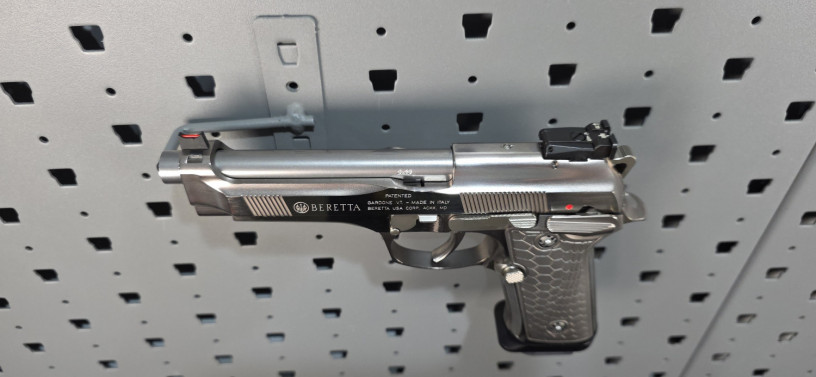 uber-rare-beretta-92-steel-i-sao-steel-frame-safety-big-7